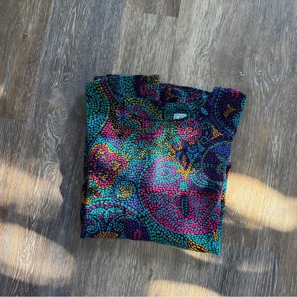 Vintage T-shirt Colorful 80’s Motifs Sz L Excellent Condition - Picture 9 of 9